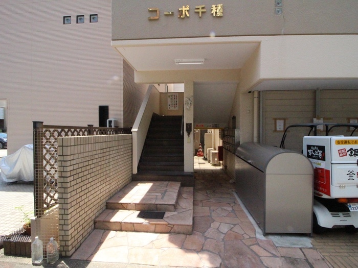 コーポ千種の物件外観写真