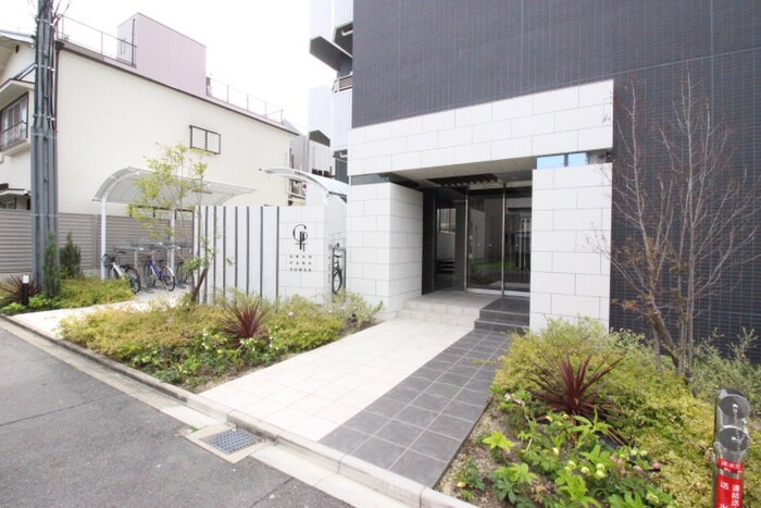 グランパークタワーの物件外観写真