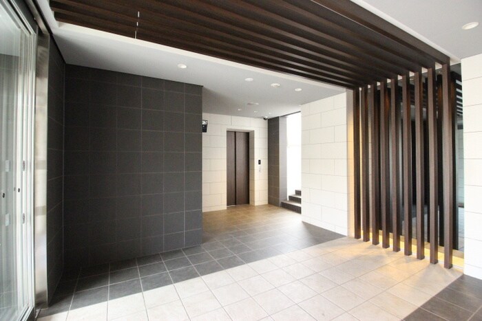 グランパークタワーの物件外観写真