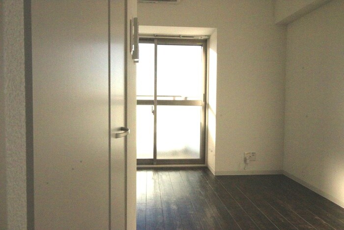 グランパークタワーの物件内観写真