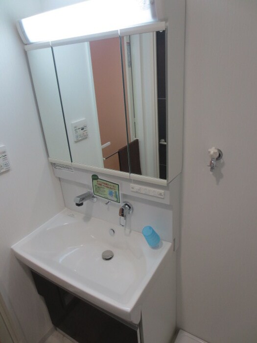 グランパークタワーの物件内観写真