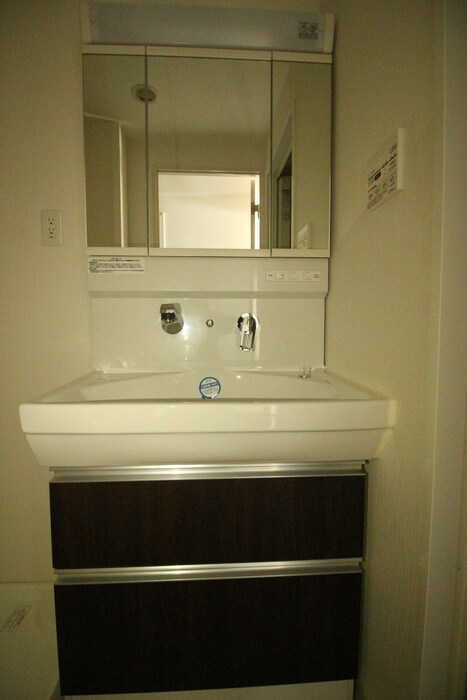 グランパークタワーの物件内観写真