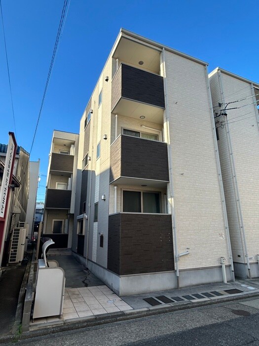 サンフラットの物件外観写真