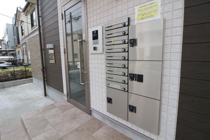 プラージュ外新町の物件外観写真