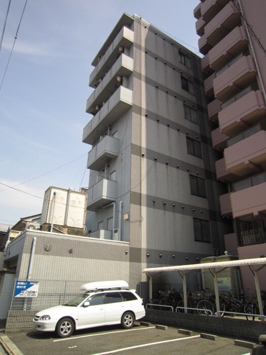 グランツ畑江の物件外観写真