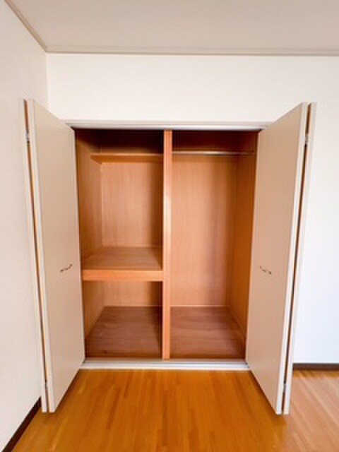 SurPlus　Two　若杉の物件内観写真