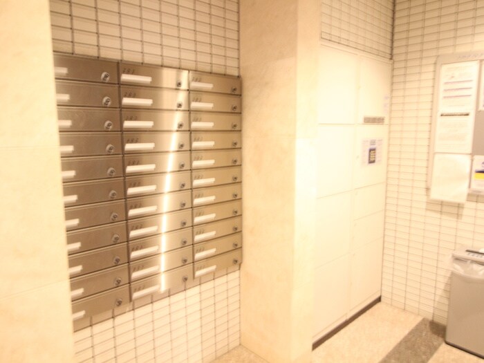 カトルセゾン金山の物件外観写真