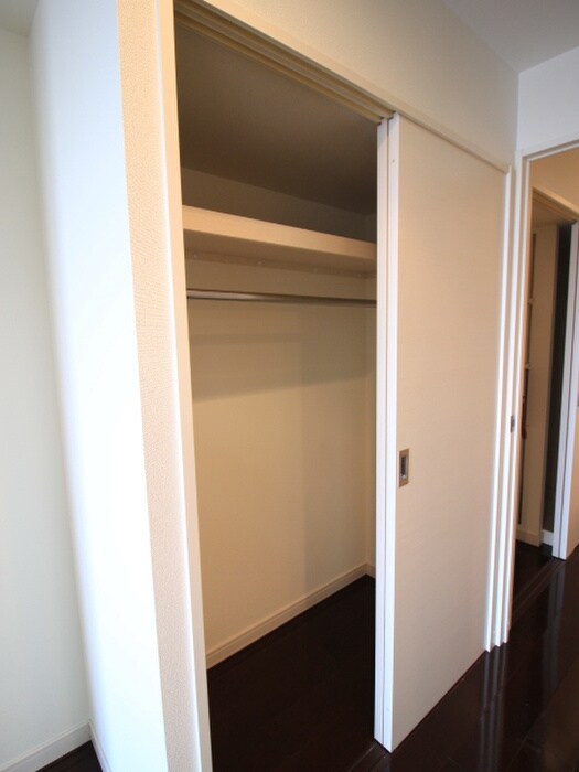 グレンパ－ク中島の物件内観写真