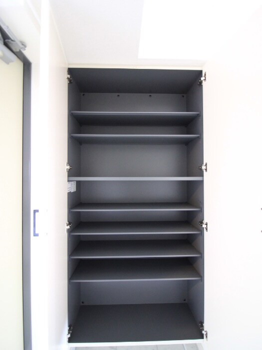 グレンパ－ク中島の物件内観写真