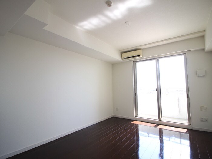 グレンパ－ク中島の物件内観写真