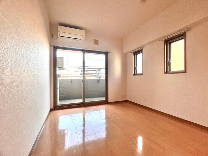 ベレ－サ新瑞橋の物件内観写真