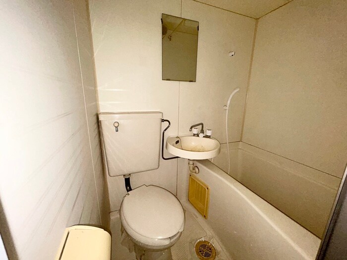 新栄ロイヤルハイツの物件内観写真