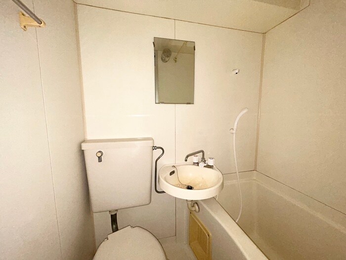 新栄ロイヤルハイツの物件内観写真