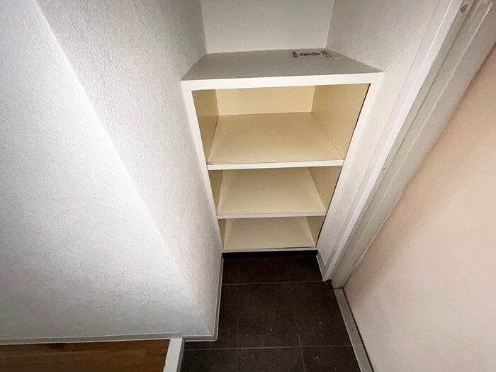 新栄ロイヤルハイツの物件内観写真