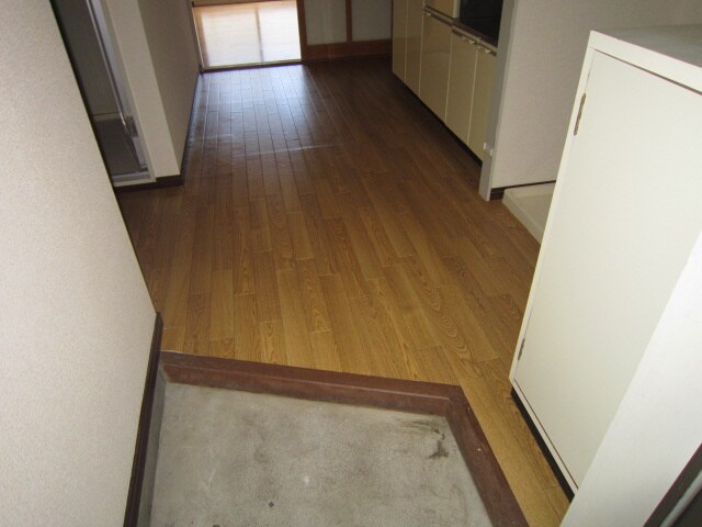 サープラスワン前西の物件内観写真