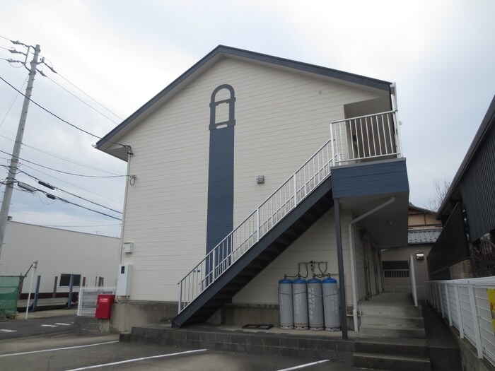 サープラスワン前西の物件外観写真