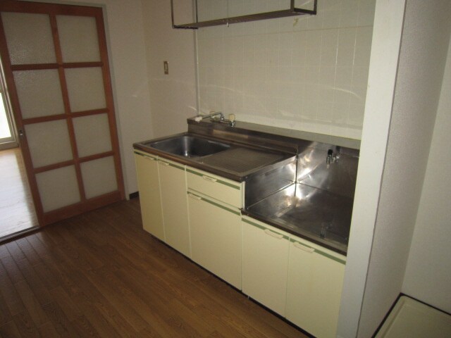 サープラスワン前西の物件内観写真