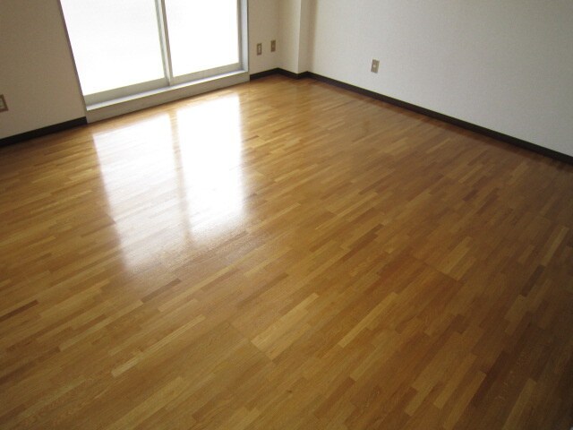 サープラスワン前西の物件内観写真