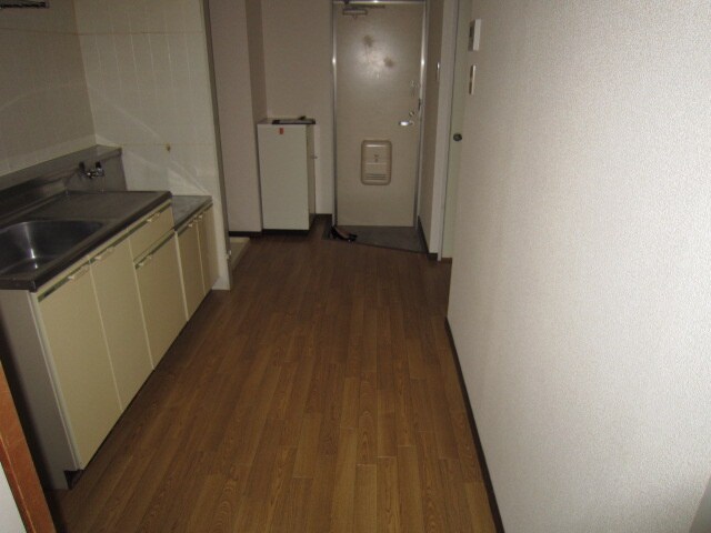 サープラスワン前西の物件内観写真