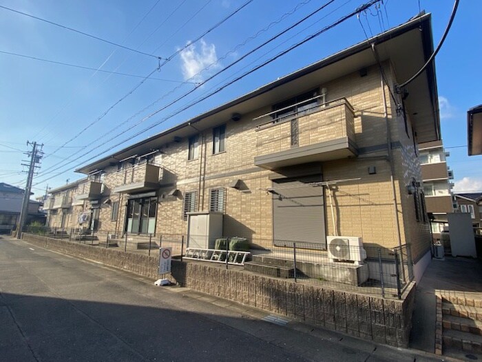 エントピアの物件外観写真