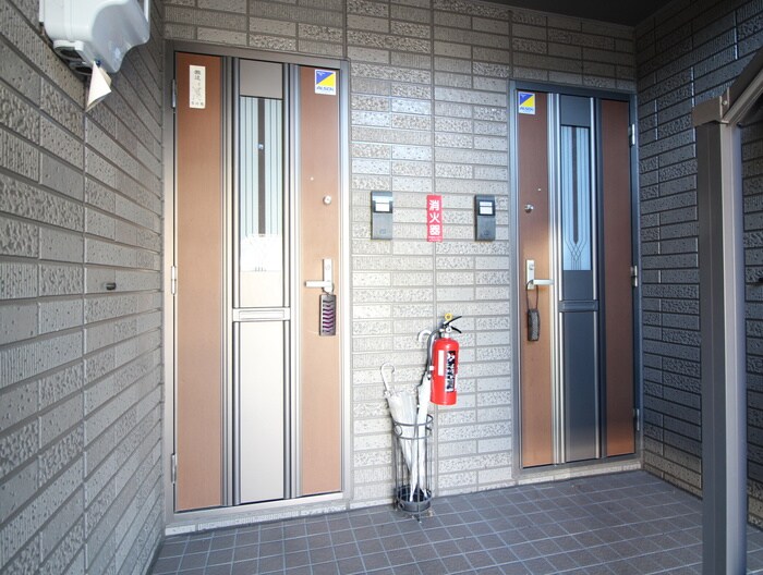 エントピアの物件外観写真