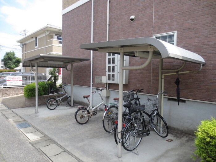 グリーンストリームの物件外観写真