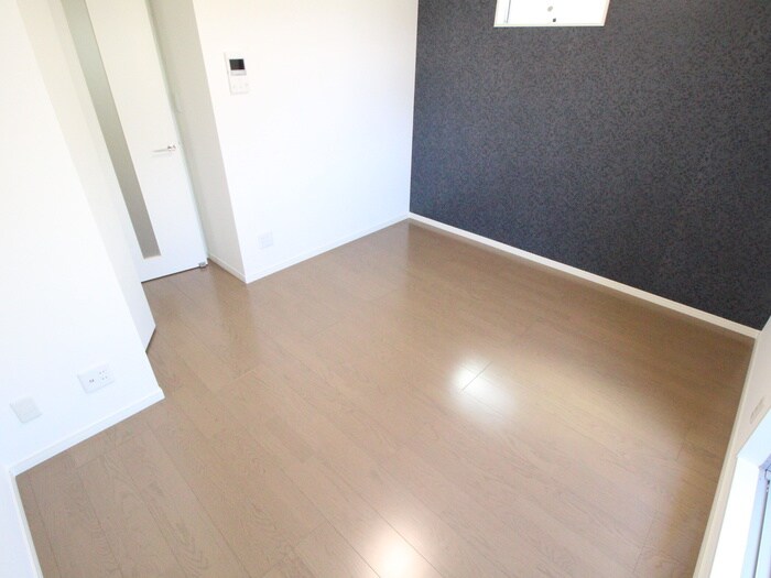 トロワ・浄心の物件内観写真