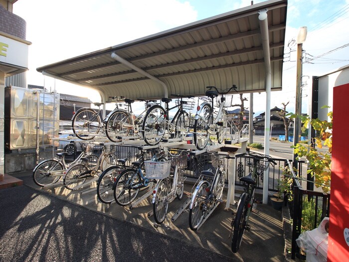 レイクワンの物件外観写真