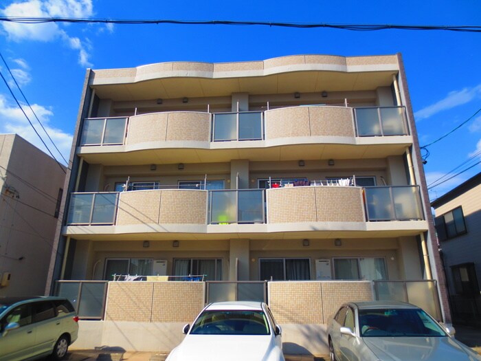 ヒルズ楠南棟の物件外観写真