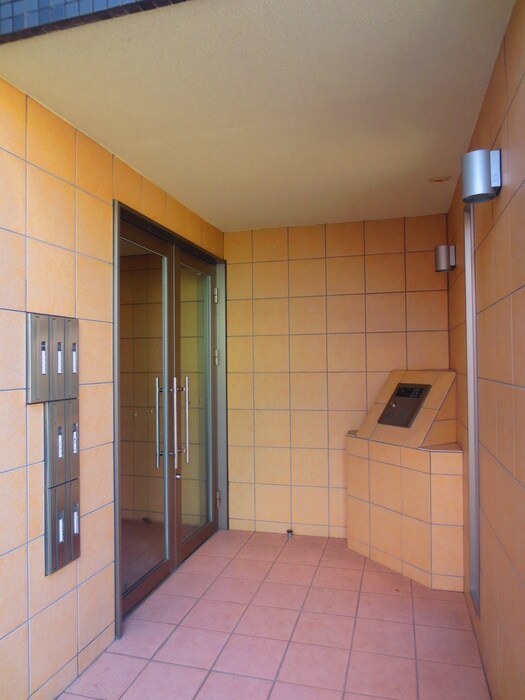 ヒルズ楠南棟の物件外観写真