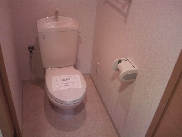 ヒルズ楠南棟の物件内観写真