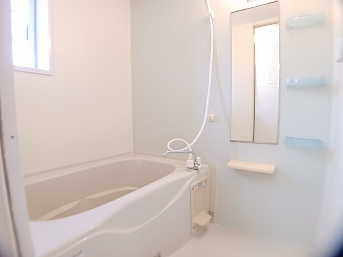 ボンジュルネの物件内観写真