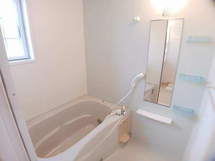 ボンジュルネの物件内観写真