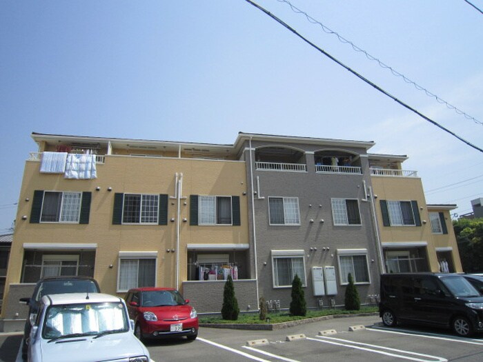 ボンジュルネの物件外観写真