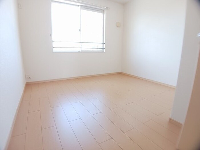 ボンジュルネの物件内観写真