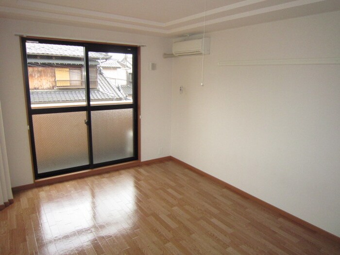 ロイヤル木の家２番館の物件内観写真