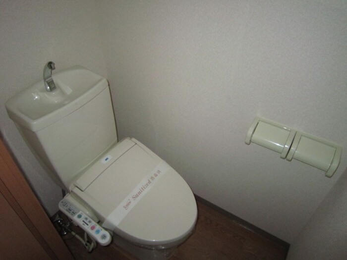 ロイヤル木の家２番館の物件内観写真