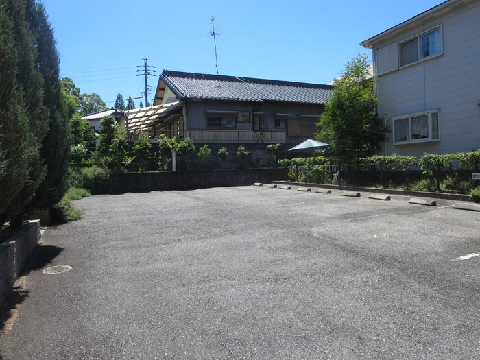 レントリアノンの物件外観写真