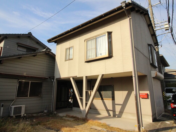 大島町貸家の物件外観写真