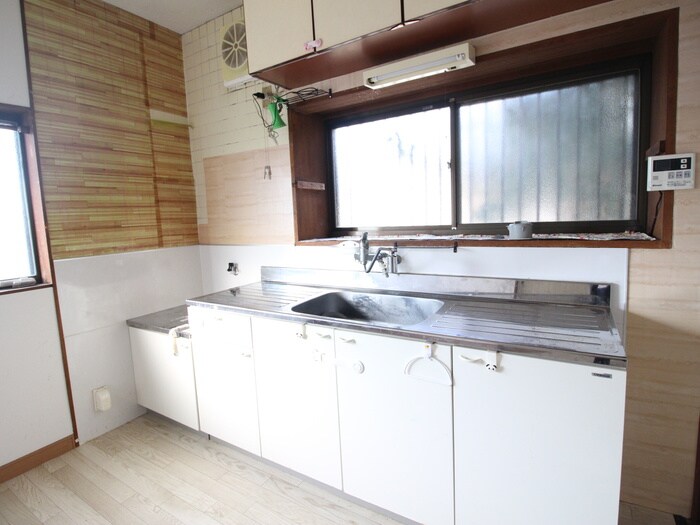 大島町貸家の物件内観写真