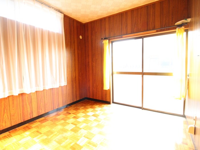 大島町貸家の物件内観写真