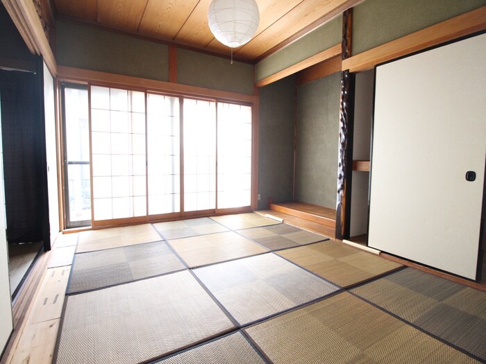 大島町貸家の物件内観写真