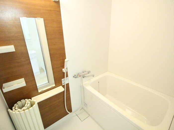 フロ－ラ八幡山の物件内観写真