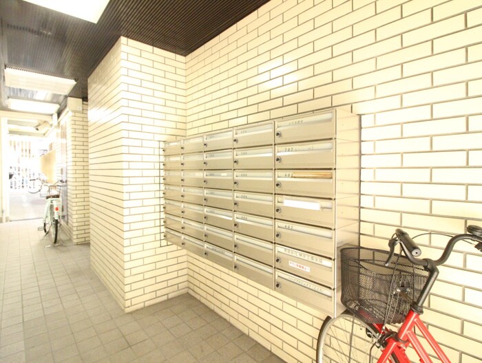 愛協ビルの物件外観写真