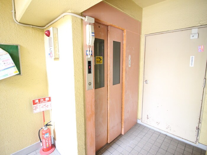 福田ビルの物件外観写真