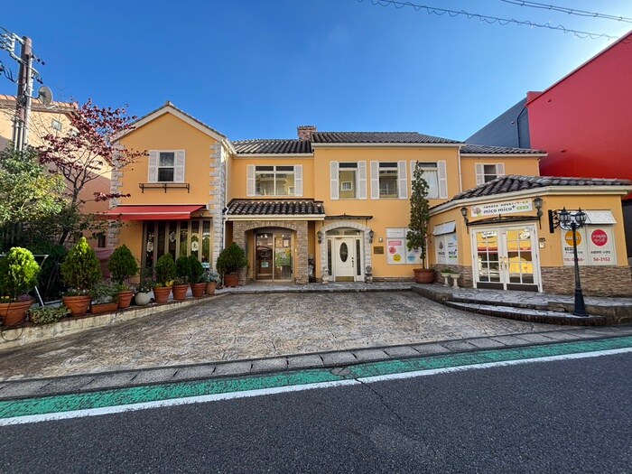 ヴィラヨサミの物件外観写真