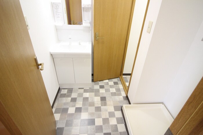 レジデンス栗島の物件内観写真