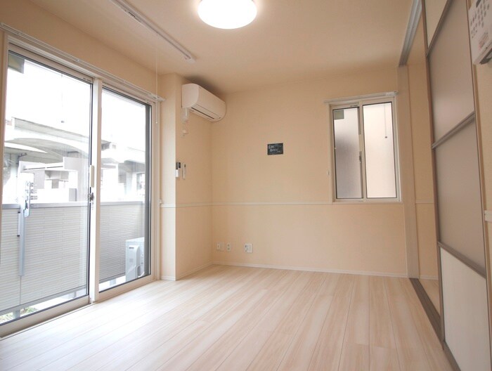 メゾンクレセントⅡ八田の物件内観写真