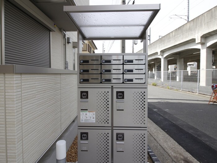 メゾンクレセントⅡ八田の物件外観写真