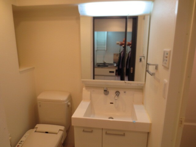 レジディア鶴舞の物件内観写真